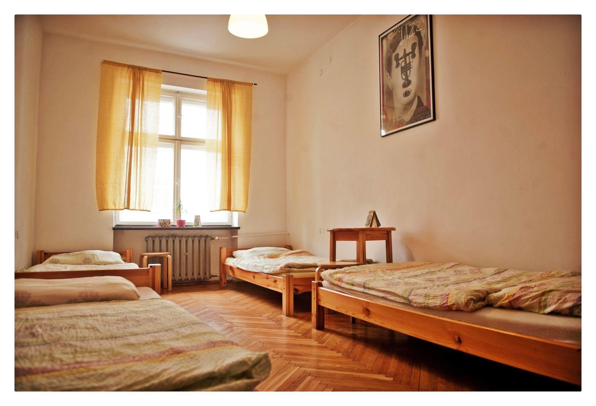 Hostel Bemma - Ozonowane Pokoje Wrocław Exterior foto